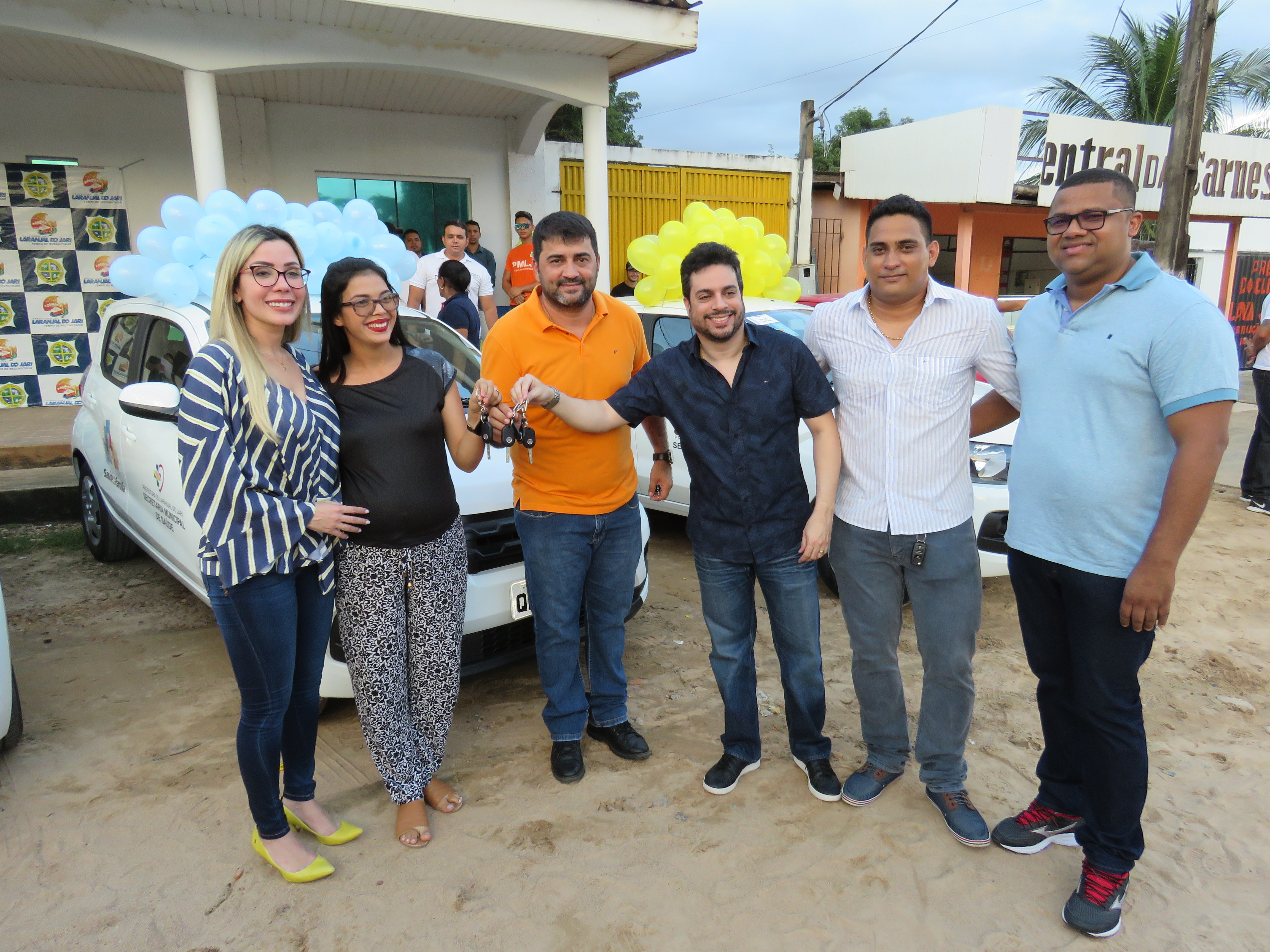 Prefeitura entrega novos veículos e reforça a frota da Secretaria de Saúde